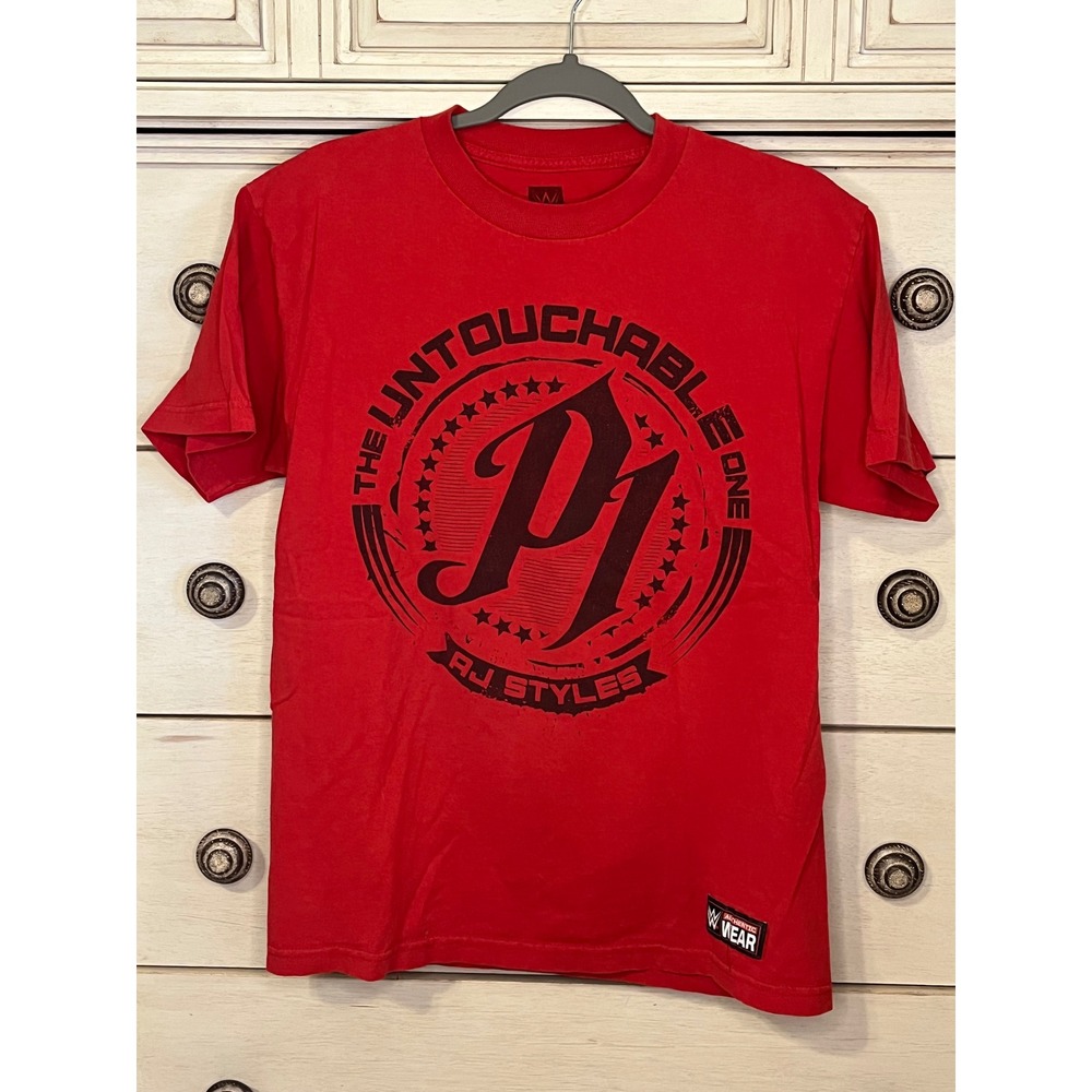 WWE AJ Styles The Untouchable One Red Graphic T-Shirt Mens Medium P1 Wrestling